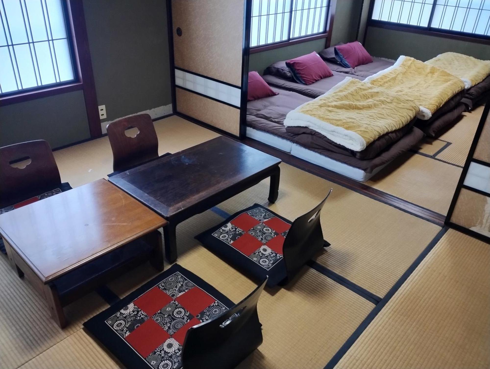 Backpackers Kur Guesthouse Asahirou 旅人湯治客舎朝日楼 Kaga  Exteriör bild